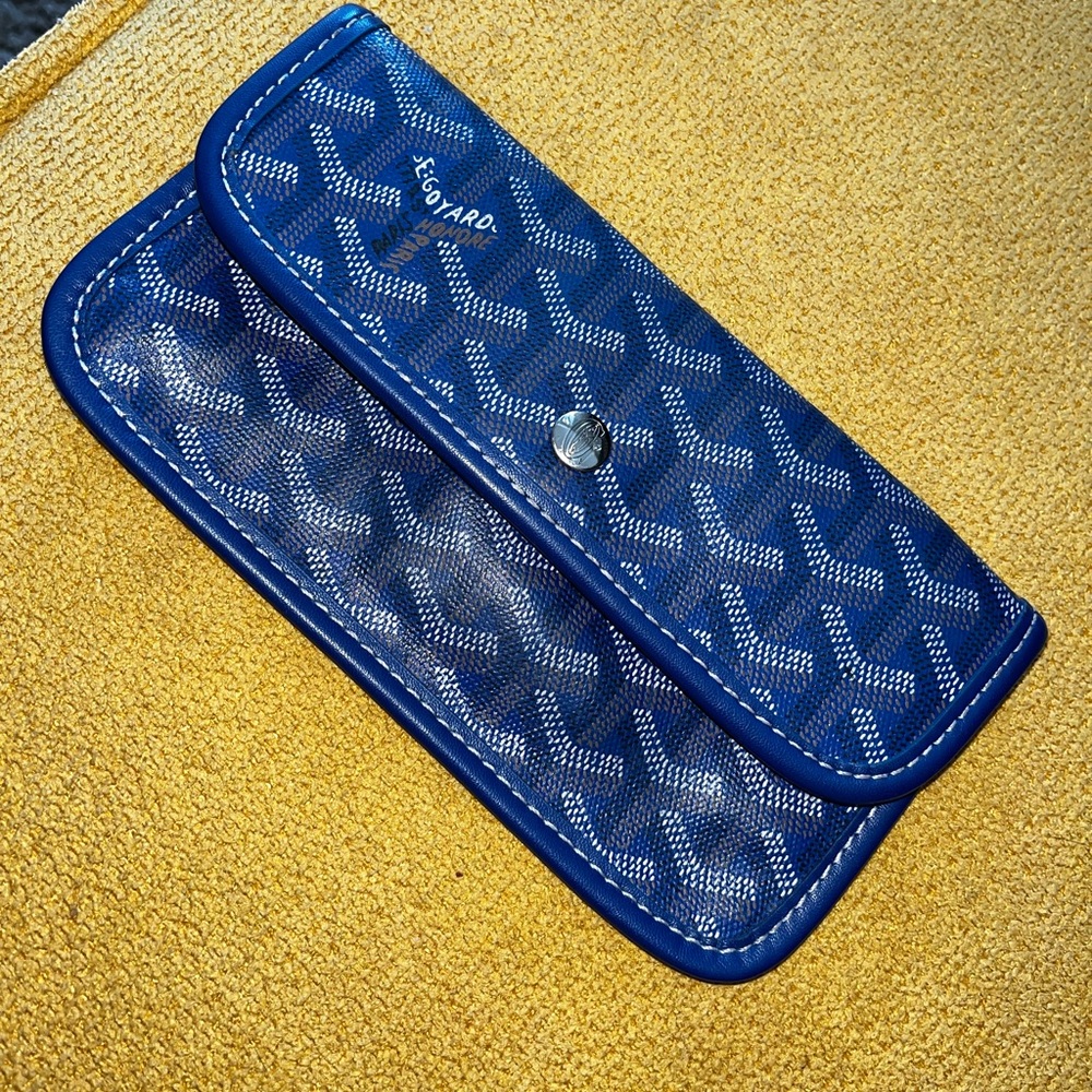 AUTHENTIC blue goyard wallet ,